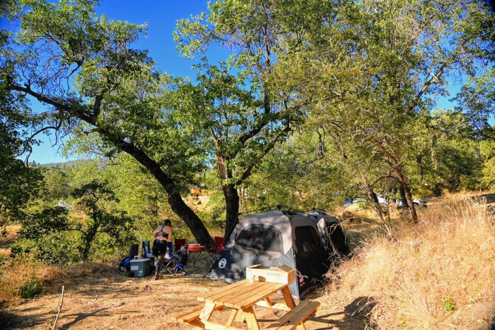 Campground At Sequoia Mountain Farms - Bring Your Own Tent Or Rv - No Bedrooms Or Beds Provided Miramonte Eksteriør billede